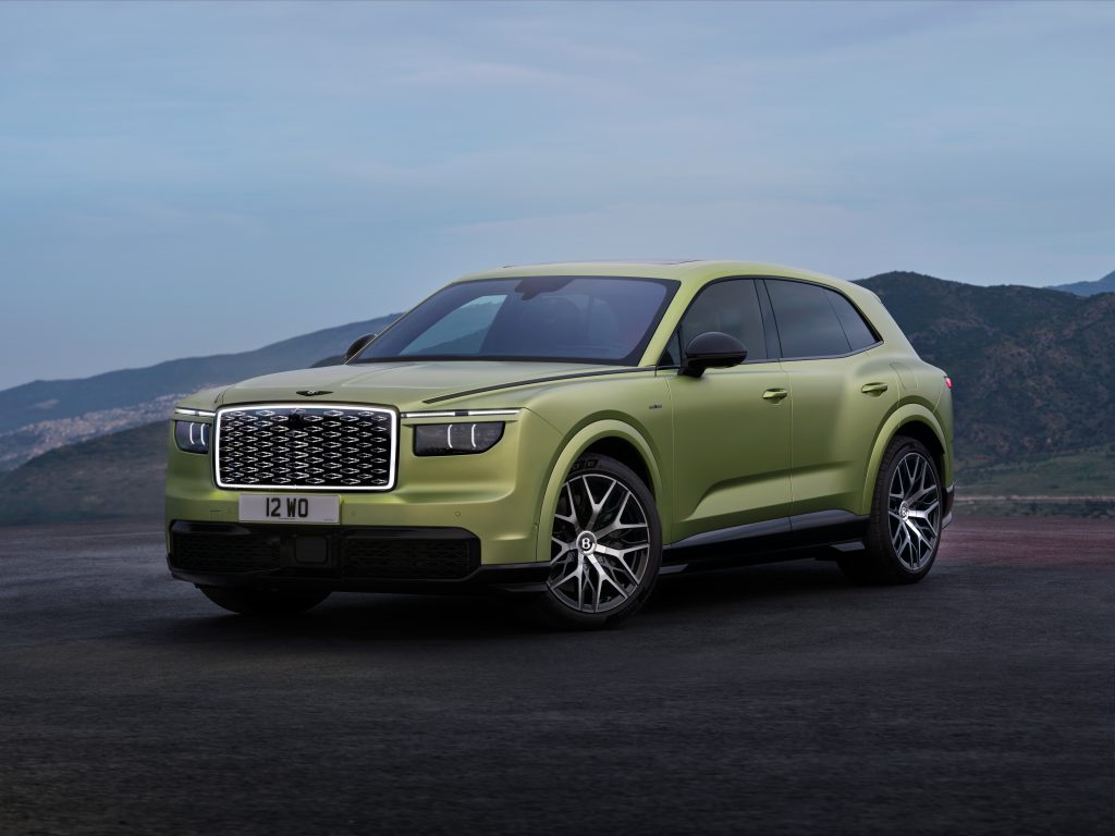 Bentley Torcal S во планински амбиент.